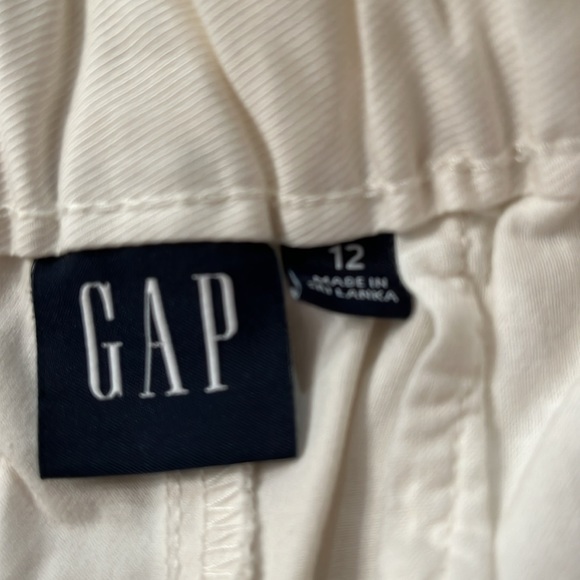 GAP Off White High Rise Pleated Khaki Shorts/NWT/12 - Picture 8 of 12